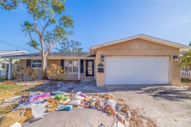 Beach Home Sale Pending in St. Petersburg, Florida