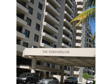 Beach Condo For Sale in Key Biscayne, Florida