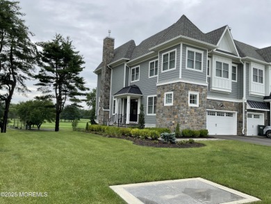 Beach Condo Sale Pending in Eatontown, New Jersey