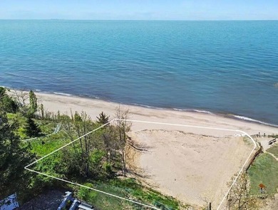 Beach Lot For Sale in New Buffalo, Michigan