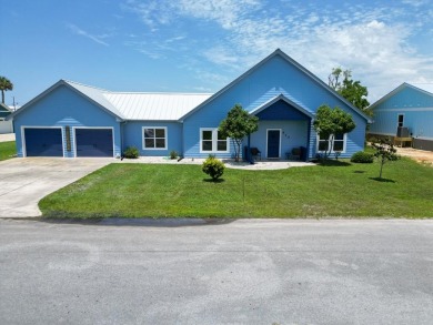 Beach Home For Sale in Mexico Beach, Florida