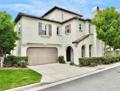 Beach Home For Sale in Huntington Beach, California