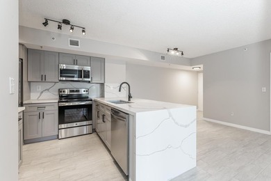 Beach Condo For Sale in Davie, Florida