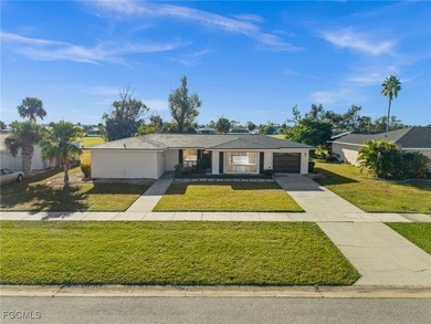Beach Home For Sale in Rotonda West, Florida