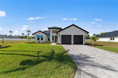 Beach Home For Sale in Fort Myers, Florida