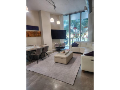 Beach Condo For Sale in Aventura, Florida