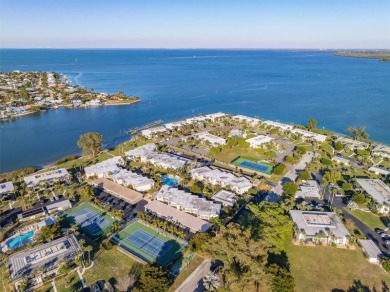 Beach Condo For Sale in Holmes Beach, Florida