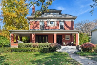 Beach Home For Sale in Wilmette, Illinois