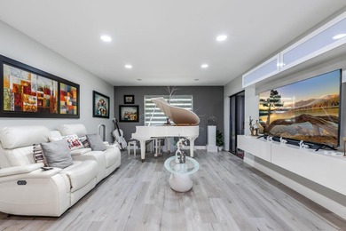 Beach Townhome/Townhouse For Sale in Royal Palm Beach, Florida