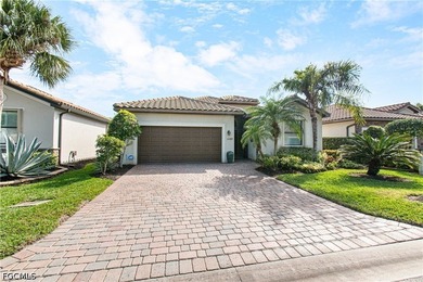 Beach Home For Sale in Fort Myers, Florida