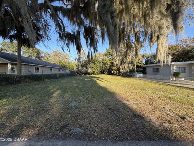 Beach Lot Sale Pending in Daytona Beach, Florida