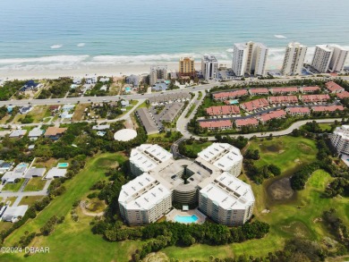 Beach Condo For Sale in Daytona Beach, Florida