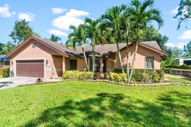 Beach Home For Sale in West Palm Beach, Florida