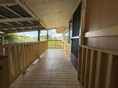 Beach Home For Sale in Kamuela, Hawaii