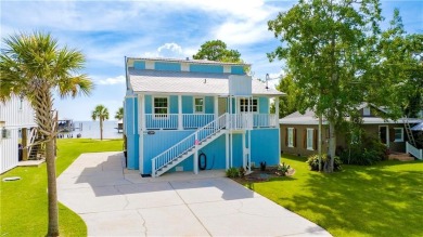 Beach Home For Sale in Fairhope, Alabama