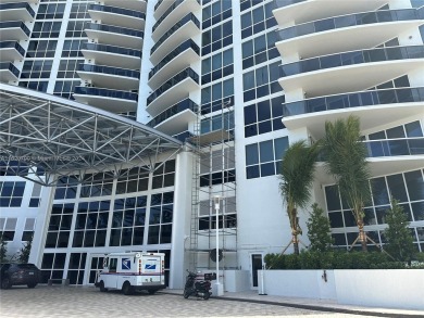 Beach Condo For Sale in Miami Beach, Florida