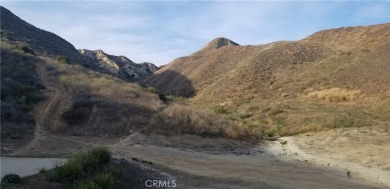 Beach Lot For Sale in Simi Valley, California