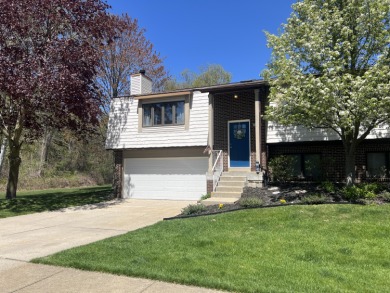 Beach Condo Sale Pending in Spring Lake, Michigan