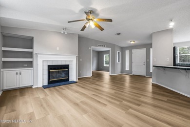 Beach Home For Sale in Middleburg, Florida