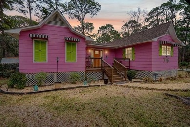 Beach Home For Sale in Dauphin Island, Alabama