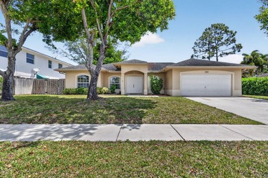 Beach Home Active Under Contract in Royal Palm Beach, Florida