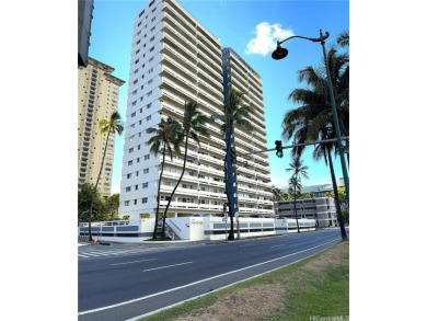 Beach Condo For Sale in Honolulu, Hawaii