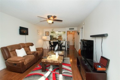 Beach Condo For Sale in Sunrise, Florida