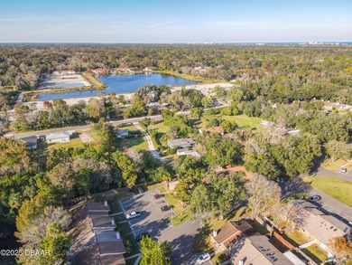 Beach Townhome/Townhouse For Sale in Daytona Beach, Florida