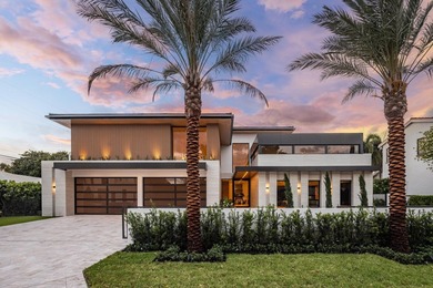 Beach Home For Sale in Boca Raton, Florida