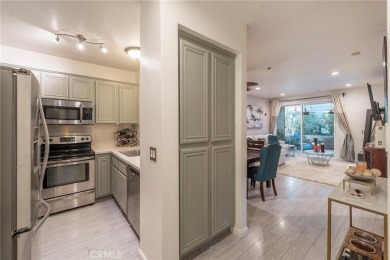 Beach Condo For Sale in Huntington Beach, California