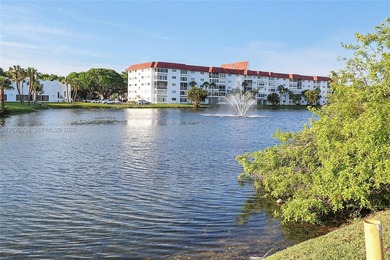 Beach Condo For Sale in Lauderhill, Florida