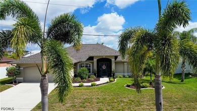 Home For Sale in Cape Coral image photo picture