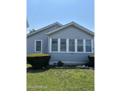 Beach Home Sale Pending in Belmar, New Jersey