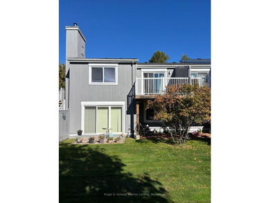 Condo For Sale in Collingwood image photo picture