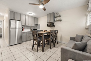 Beach Condo For Sale in Honolulu, Hawaii