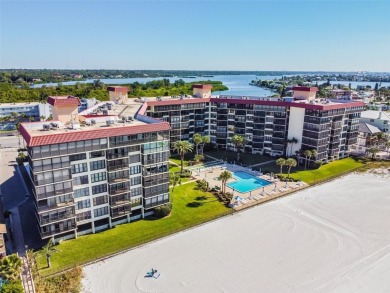 Beach Condo For Sale in Redington Shores, Florida