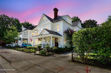 Beach Home Active Under Contract in New Bern, North Carolina