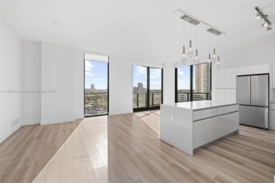 Beach Condo For Sale in Hallandale Beach, Florida