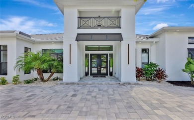 Beach Home For Sale in Fort Myers, Florida