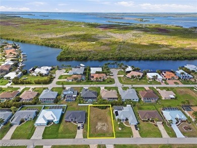 Beach Lot For Sale in Cape Coral, Florida