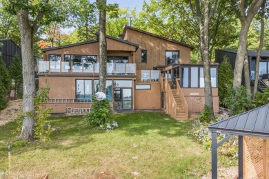 Beach Home For Sale in QuéBec (Sainte-Foy/Sillery/Cap-Rouge), 