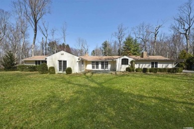 Beach Home Sale Pending in Locust Valley, New York