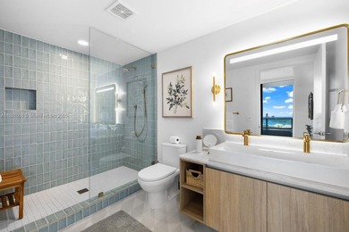 Beach Condo For Sale in Miami, Florida