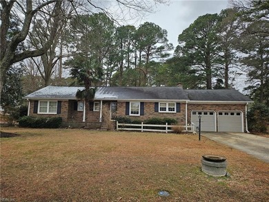 Beach Home For Sale in Yorktown, Virginia