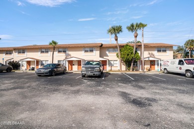 Beach Townhome/Townhouse For Sale in South Daytona, Florida