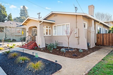 Beach Home Sale Pending in Oakland, California
