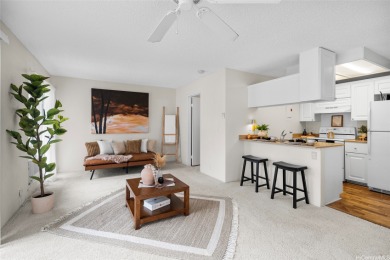 Beach Condo For Sale in Waipahu, Hawaii