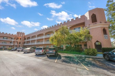 Beach Condo For Sale in Clearwater, Florida