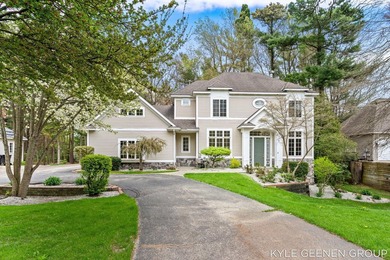Beach Home For Sale in Holland, Michigan
