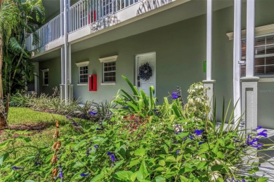 Beach Condo For Sale in Dunedin, Florida